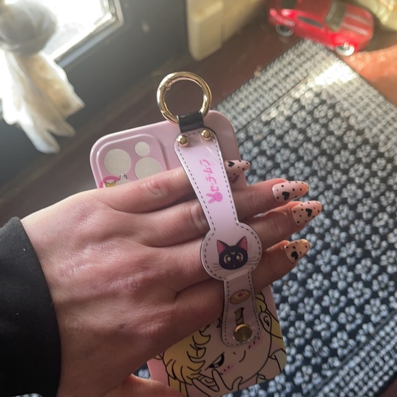 iPhone pro 12 nwo tags .. I purchased wrong size - Picture 2 of 2